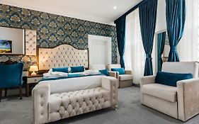 Vilenza Hotel